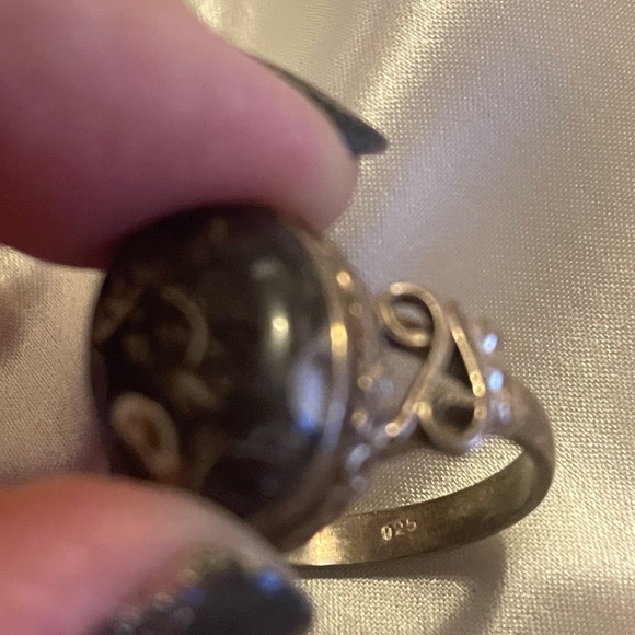 Fossil Stone Ring 8.5 Sterling Stamped 925 - Picture 6 of 6